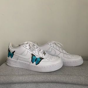 Once worn one twelve sneakers size 7.5